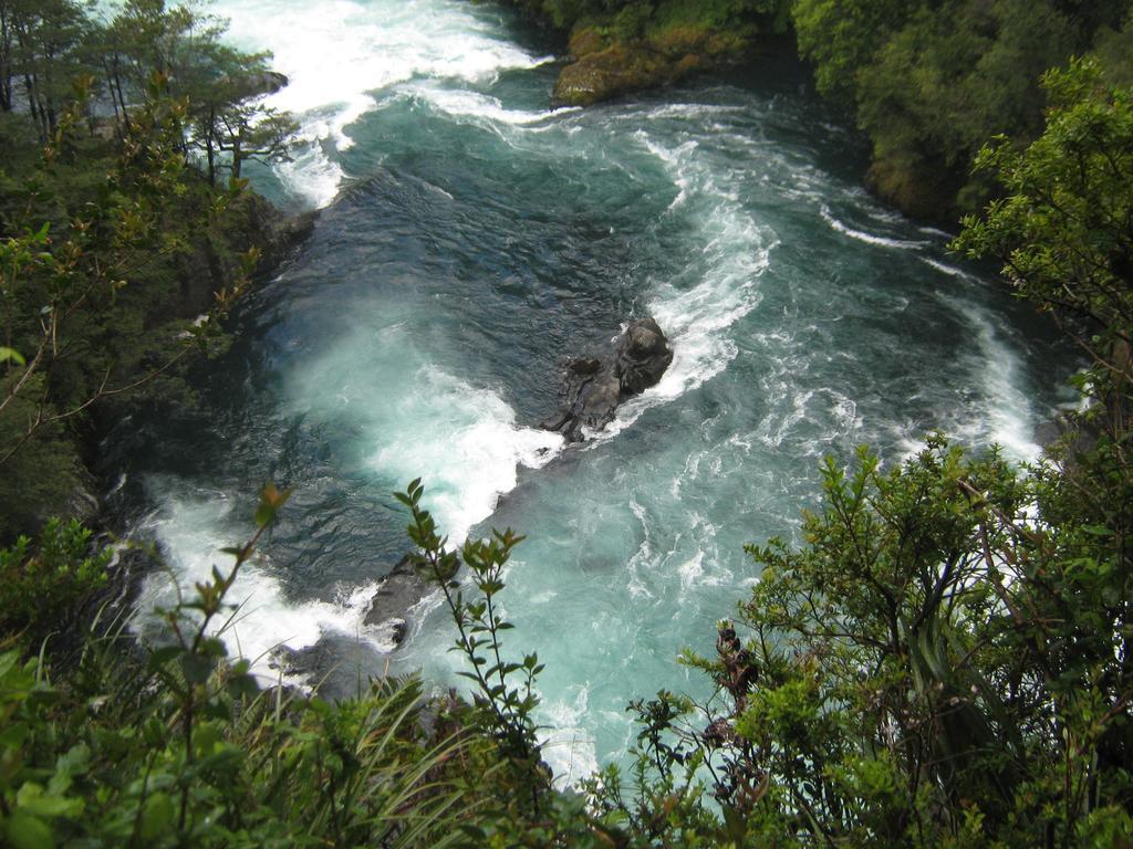 Huilo Huilo Hostal Salto El Puma Puerto Fuy Camera foto